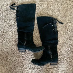 Sorel High Rise Boots!